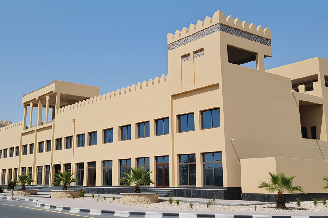 Commercial - Showroom building at industrial area